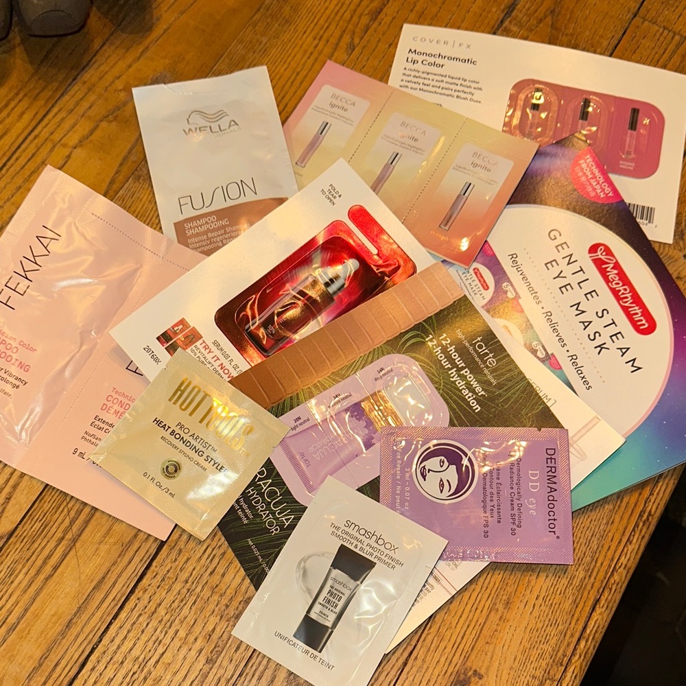 Beauty Sample Bundle